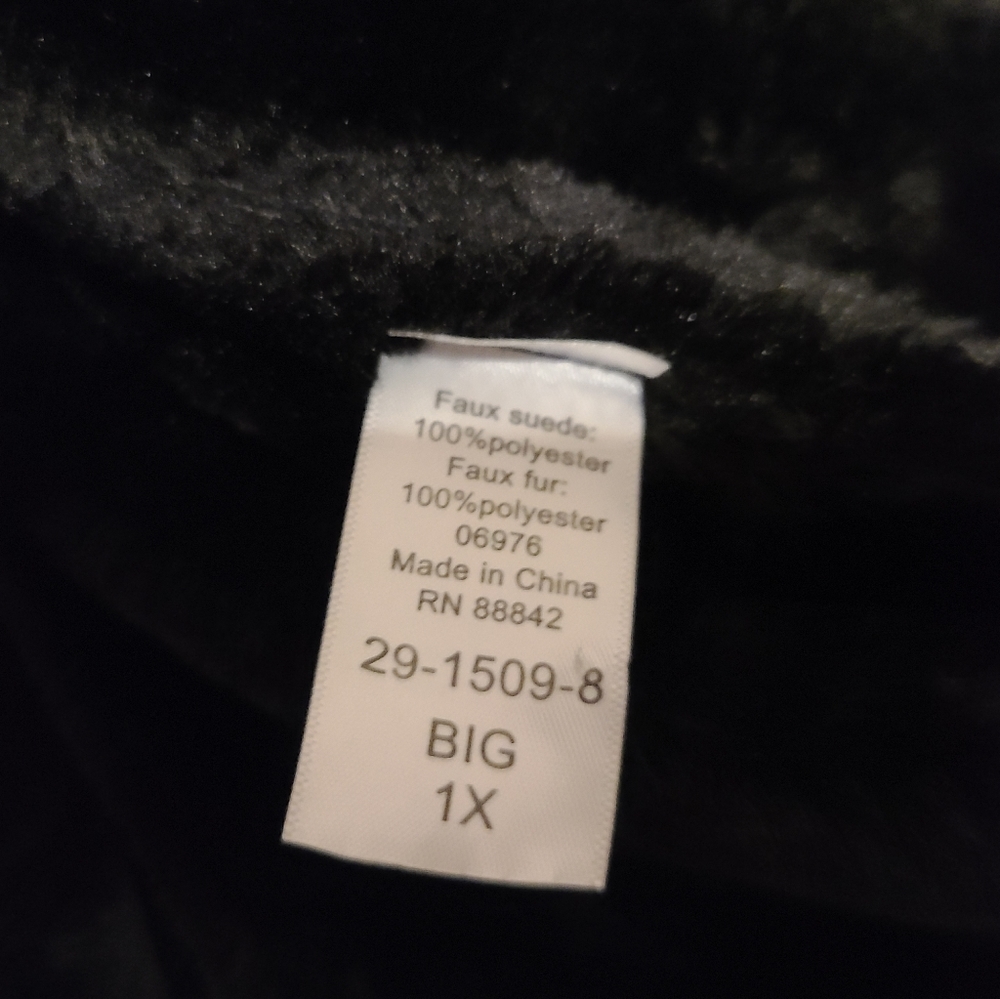 Coat - Picture 4 of 4